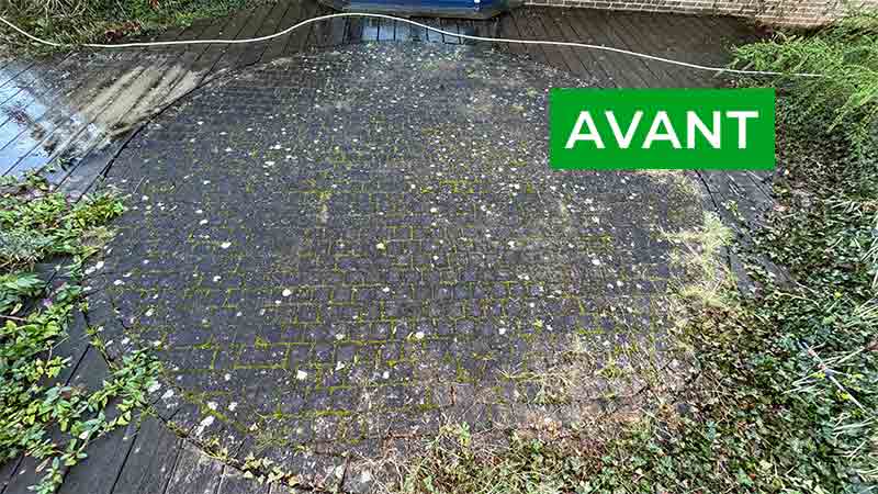 NETTOYAGE DES EXTÉRIEURS - LES ANGES DES TOITS en Belgique : région Wallonne, Flamande, Bruxelles : Nettoyage de vos pavés, klinker, dallage en pierre bleue, muret, terrasse à la vapeur et le nettoyage de pavé à la main ... le traitement anti-mousse fongicide, algicide, anti-bactérien … résine hydrofuge incolore .